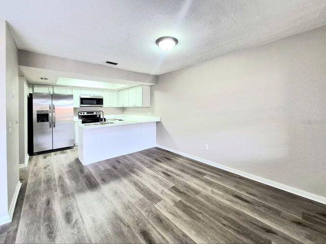 3141 BLOOMINGDALE VILLAS COURT, Brandon, FL 33511