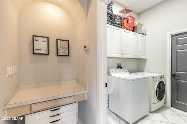 1103 Lake Legro Court, Orlando, FL 32835