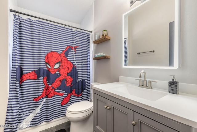 1103 Lake Legro Court, Orlando, FL 32835