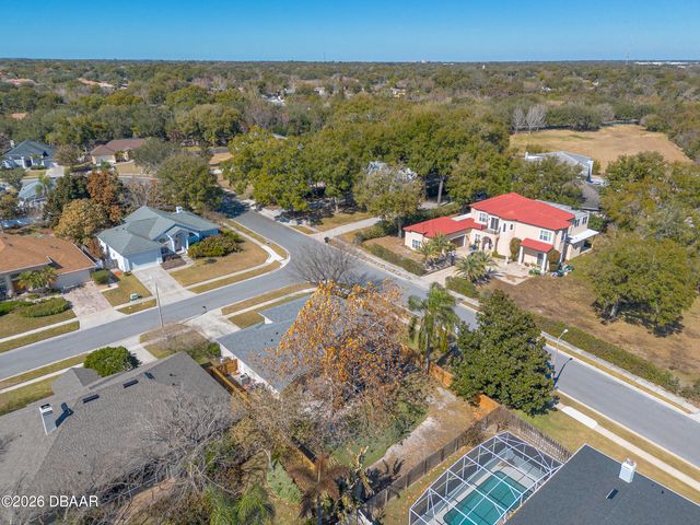 1103 Lake Legro Court, Orlando, FL 32835