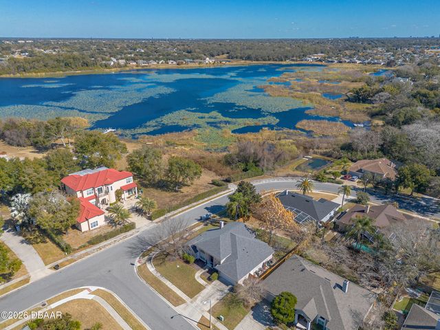 1103 Lake Legro Court, Orlando, FL 32835