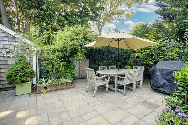 47 Kane Avenue, Middletown, RI 02842