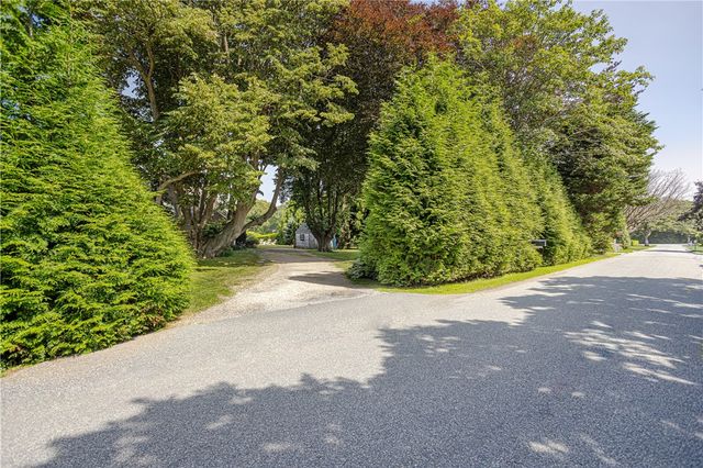 47 Kane Avenue, Middletown, RI 02842