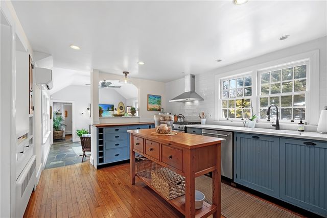 47 Kane Avenue, Middletown, RI 02842