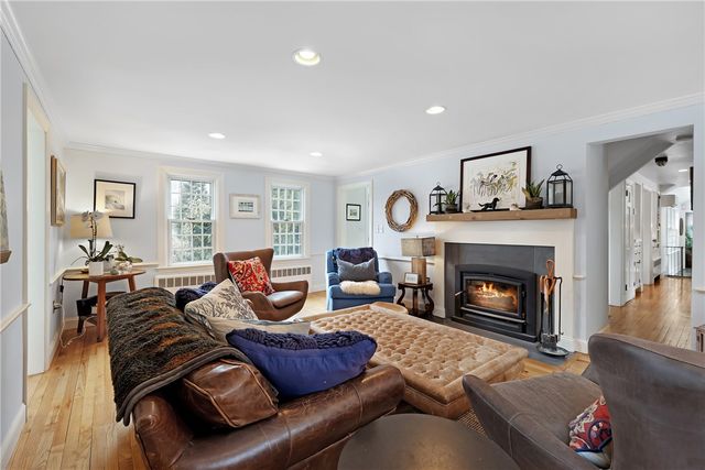 47 Kane Avenue, Middletown, RI 02842