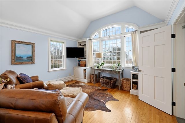 47 Kane Avenue, Middletown, RI 02842