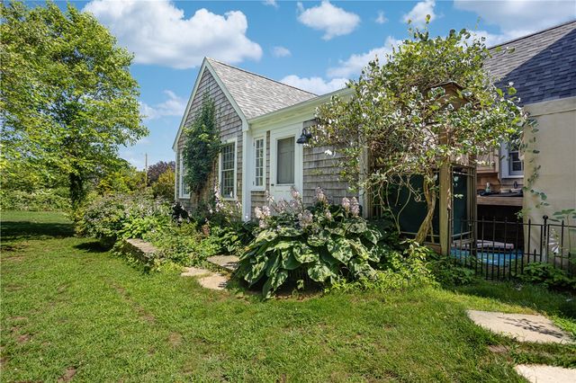 47 Kane Avenue, Middletown, RI 02842