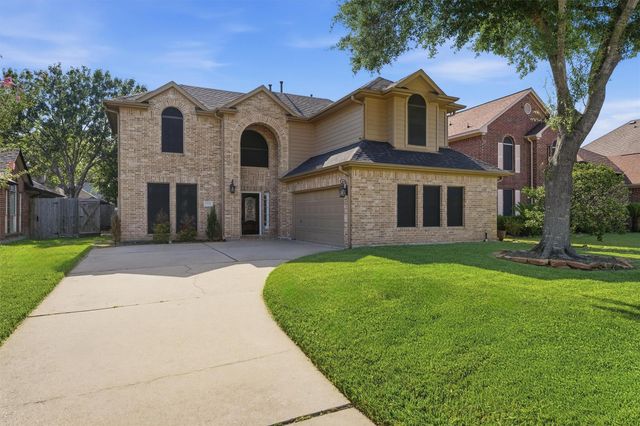 19307 Pinewood Bluff Lane, Humble, TX 77346
