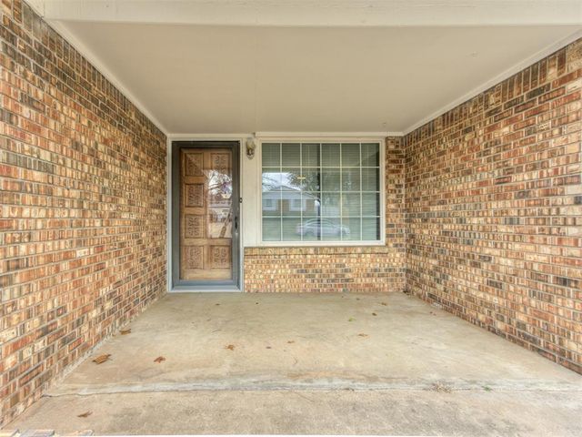 6805 NW 20th Street, Bethany, OK 73008