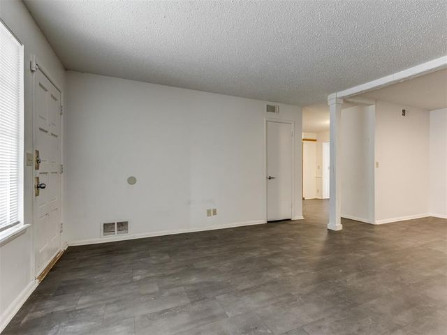 6805 NW 20th Street, Bethany, OK 73008