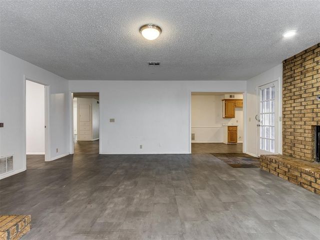 6805 NW 20th Street, Bethany, OK 73008