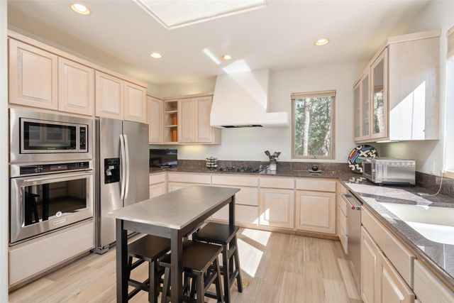 773 Aspen Compound, Santa Fe, NM 87501