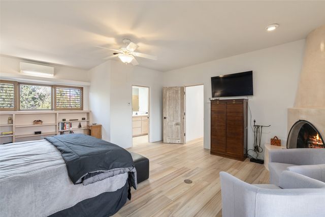 773 Aspen Compound, Santa Fe, NM 87501