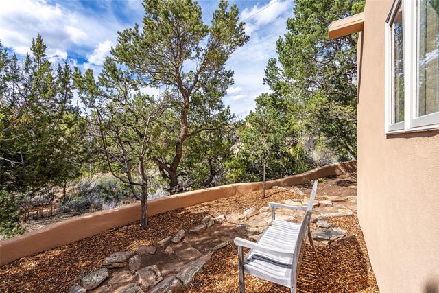 773 Aspen Compound, Santa Fe, NM 87501