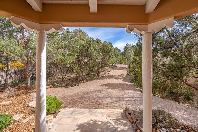 773 Aspen Compound, Santa Fe, NM 87501