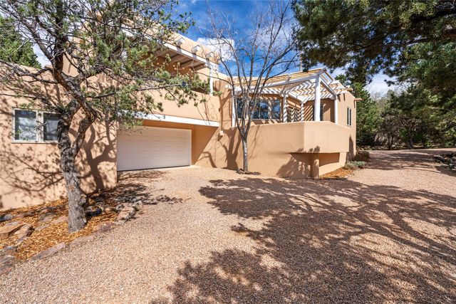 773 Aspen Compound, Santa Fe, NM 87501