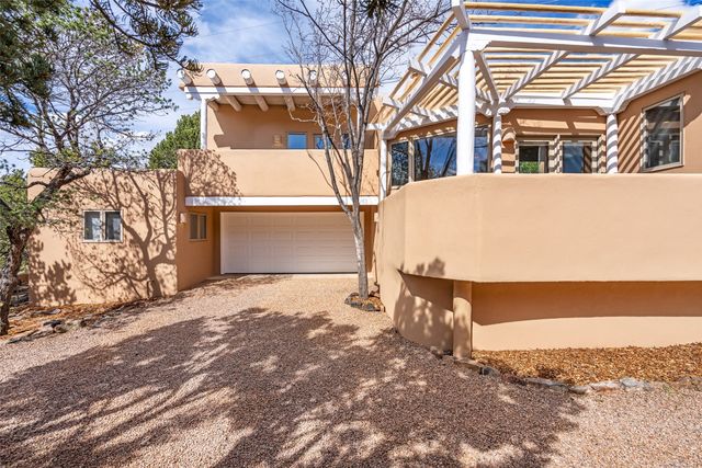 773 Aspen Compound, Santa Fe, NM 87501