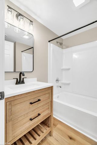 922 16th Street, Port Huron, MI 48060