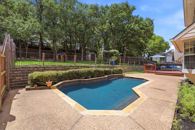 3228 Horseshoe Drive, Grapevine, TX 76051