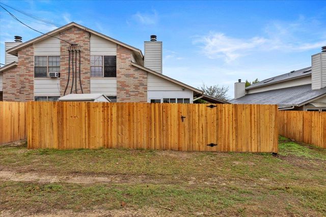 201 E Noton ST 104, Pflugerville, TX 78660
