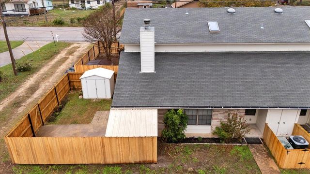 201 E Noton ST 104, Pflugerville, TX 78660