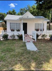 108 E 130TH AVENUE, Tampa, FL 33612