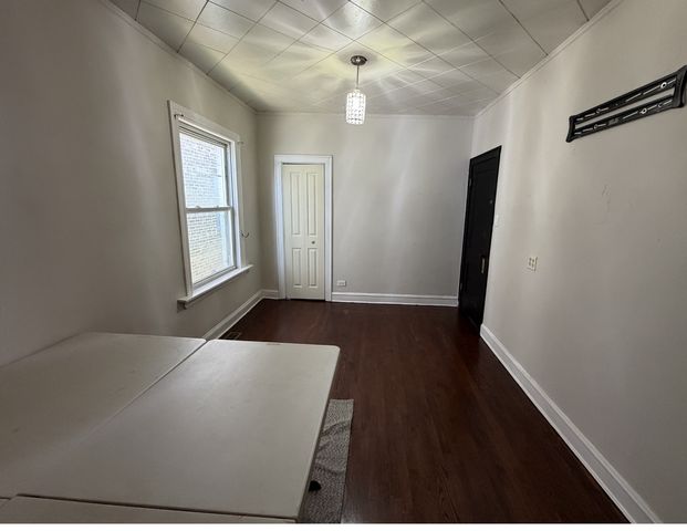 5826 S Sacramento Avenue, Chicago, IL 60629