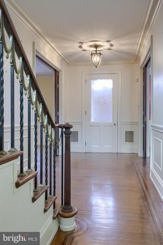 146 E SPRINGETTSBURY AVE, York, PA 17403