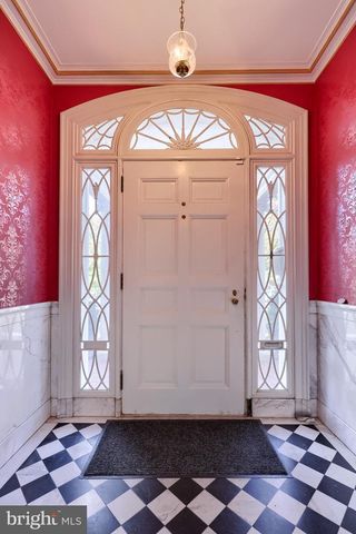 146 E SPRINGETTSBURY AVE, York, PA 17403