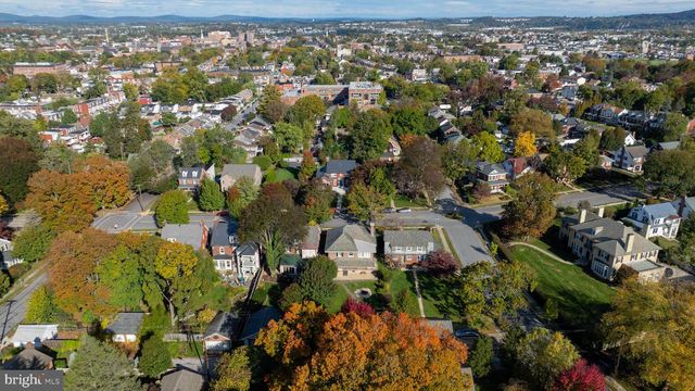 146 E SPRINGETTSBURY AVE, York, PA 17403