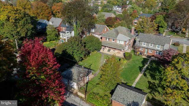 146 E SPRINGETTSBURY AVE, York, PA 17403