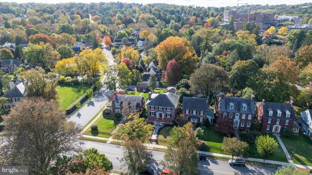 146 E SPRINGETTSBURY AVE, York, PA 17403