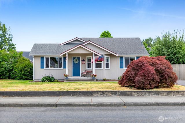 1702 7th Avenue SW, Puyallup, WA 98371