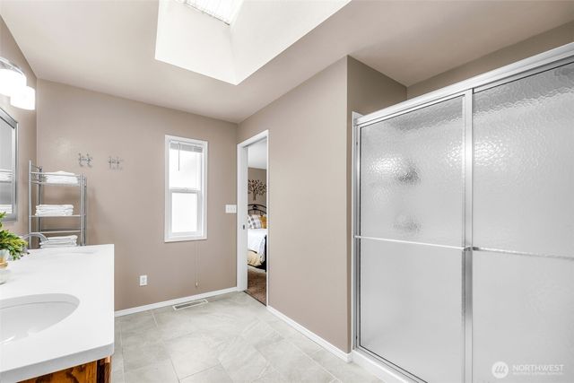 1702 7th Avenue SW, Puyallup, WA 98371