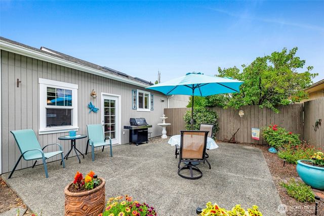 1702 7th Avenue SW, Puyallup, WA 98371