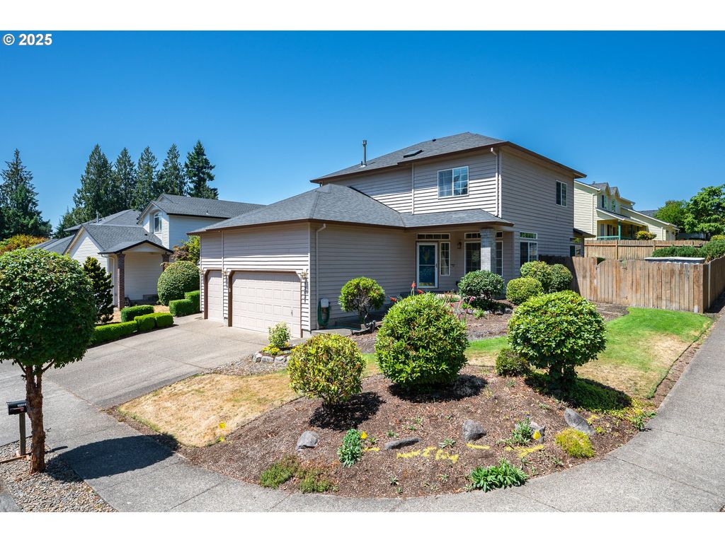 13631 S SQUIRE Dr, Oregon City, OR 97045