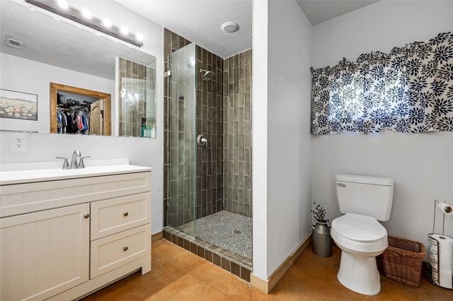 111 County Road 253, Bertram, TX 78605