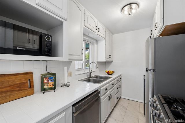 5040 E Dartmouth Avenue, Denver, CO 80222