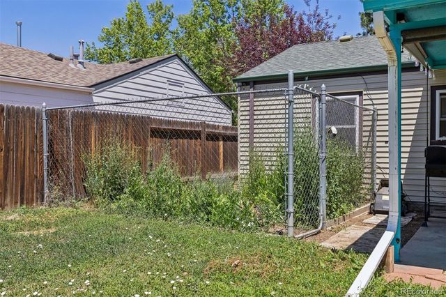5040 E Dartmouth Avenue, Denver, CO 80222