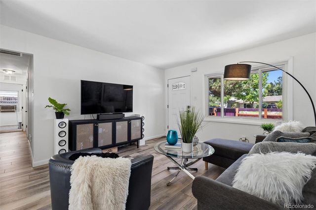 5040 E Dartmouth Avenue, Denver, CO 80222