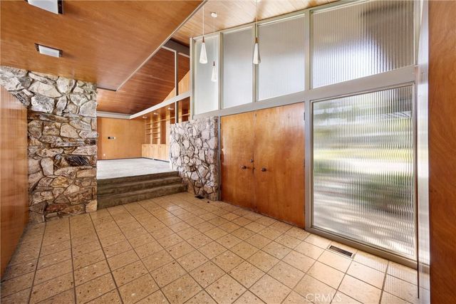 8780 Hillcrest Road, Buena Park, CA 90621