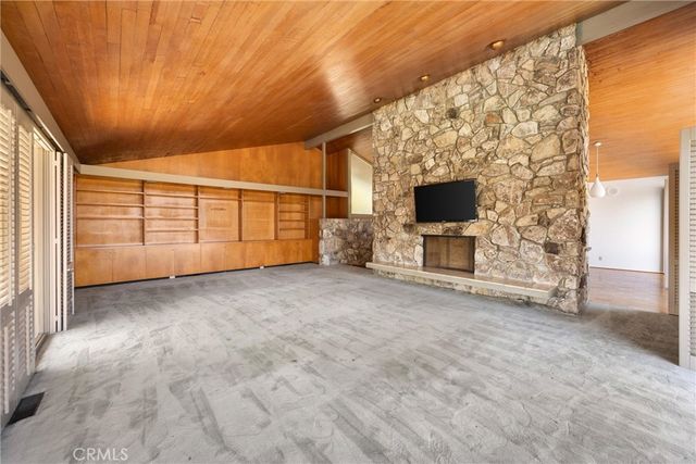 8780 Hillcrest Road, Buena Park, CA 90621