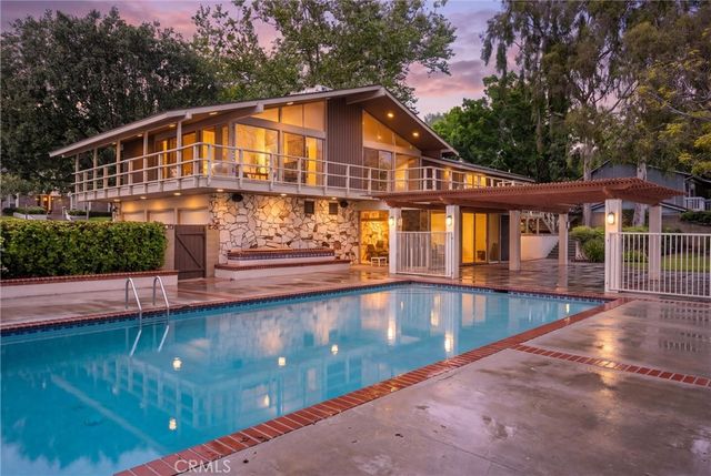 8780 Hillcrest Road, Buena Park, CA 90621