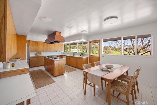 8780 Hillcrest Road, Buena Park, CA 90621