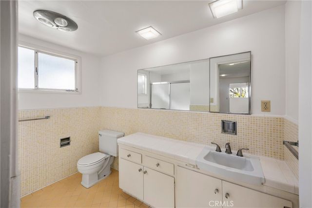 8780 Hillcrest Road, Buena Park, CA 90621