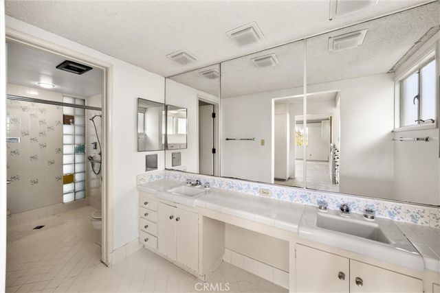 8780 Hillcrest Road, Buena Park, CA 90621