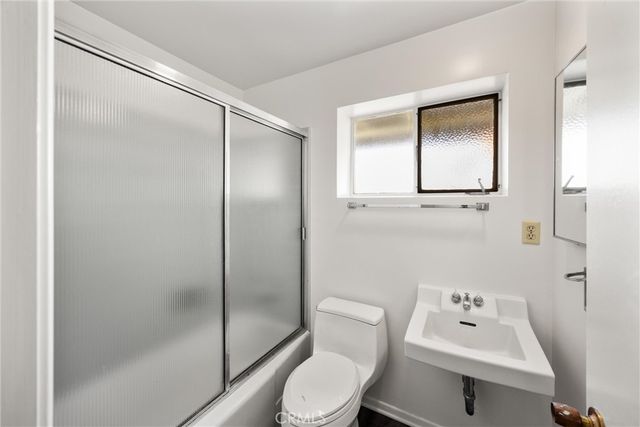8780 Hillcrest Road, Buena Park, CA 90621