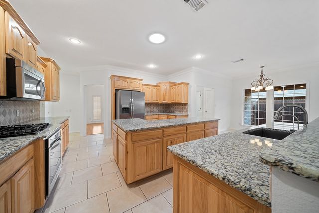 5405 La Jolla Cove, Midland, TX 79707