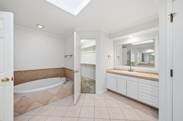 5405 La Jolla Cove, Midland, TX 79707