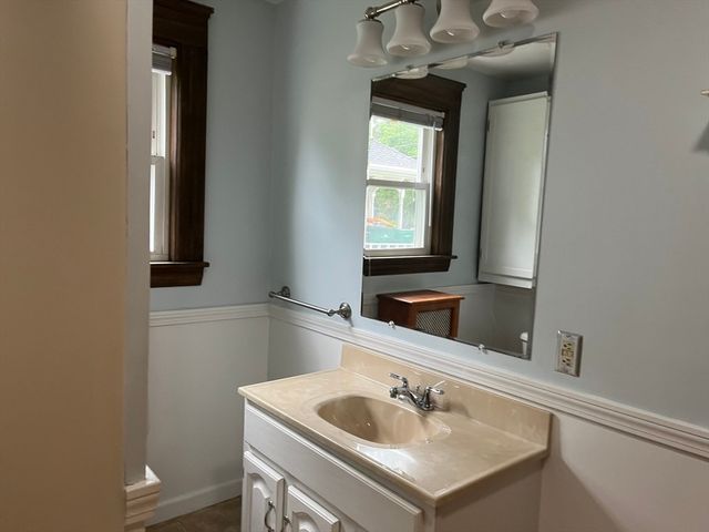133 Cottage Street 133, Norwood, MA 02062